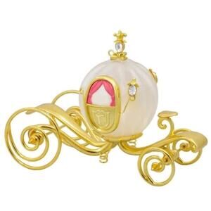 2017 Hallmark Disney Princess Cinderellas Carriage Ornament